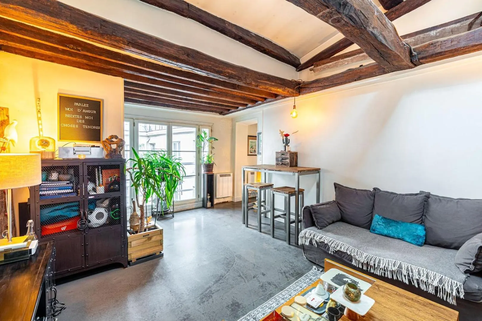 Guestready - Appartement Elegant Au Coeur De Párizs 0*,  Franciaország
